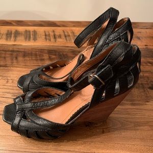 Lucky Brand size 9 Sandals